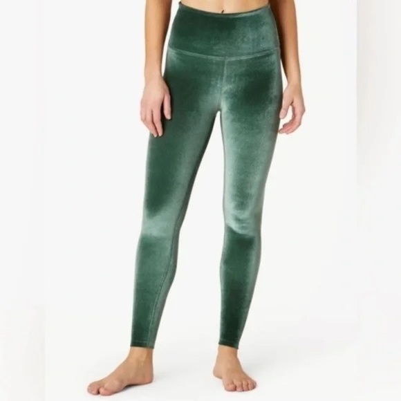 Beyond Yoga Velvet Velour Motion High Waisted Midi Legging 33531 - Picture 2 of 16